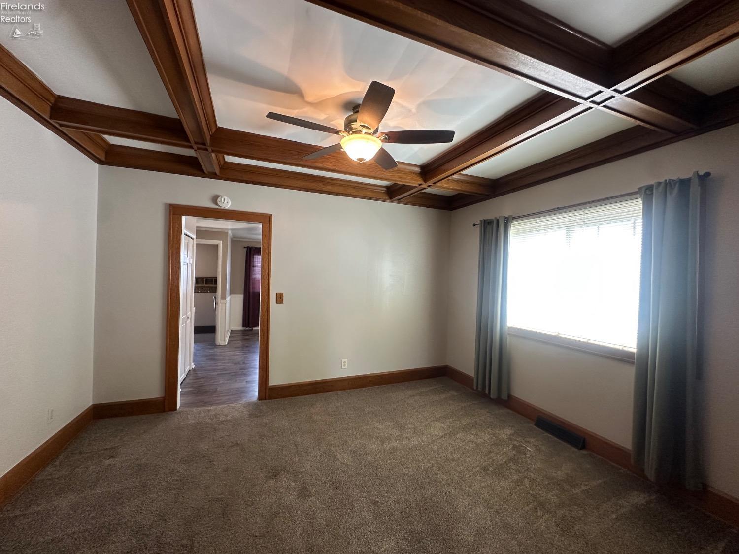 1314 Waverly Road Sandusky, OH 44870 - Photo 8 of 39 Gallery Image 8