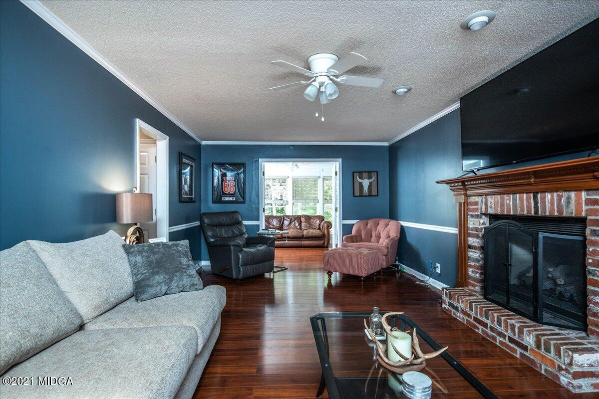 142 Rivoli Oaks Circle Macon, GA 31210 - Photo 4 of 32 21-DSC08320