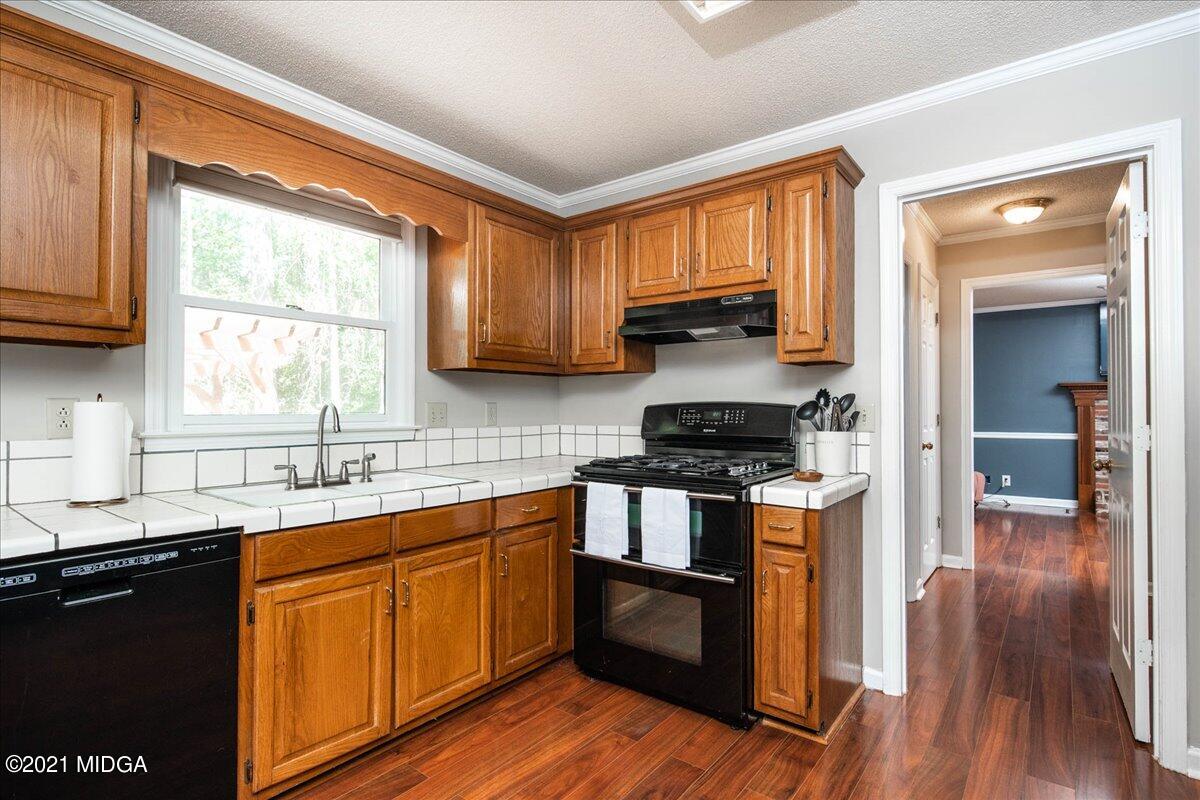 142 Rivoli Oaks Circle Macon, GA 31210 - Photo 9 of 32 13-DSC08305