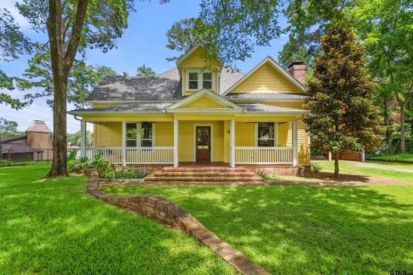$760,000 | 2940 County Road 3113, Jacksonville, TX 75766