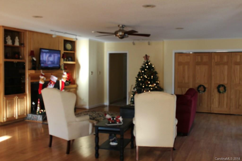 4050 Roddey Road Catawba, SC 29704 - Photo 4 of 22 Gallery Image 4