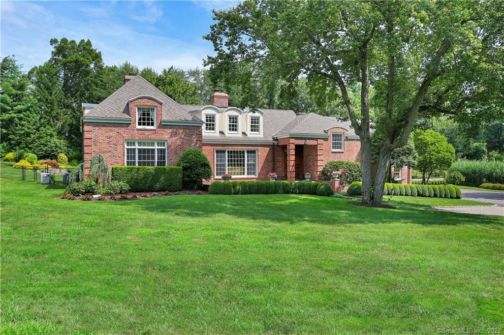 10 Dewart Road Greenwich, CT 06830 - Photo 1 of 1