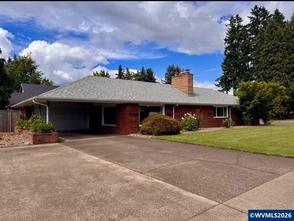 $595,000 | 356 Northeast 10th Avenue, Canby, OR 97013