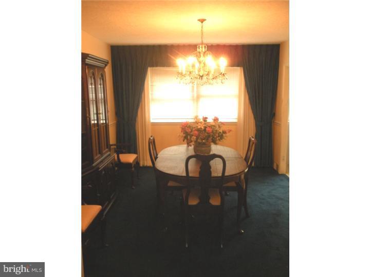 12509 Richton Road Philadelphia, PA 19154 - Photo 11 of 24 Dining Room