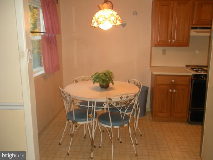 12509 Richton Road Philadelphia, PA 19154 - Photo 13 of 24 Breakfast Room