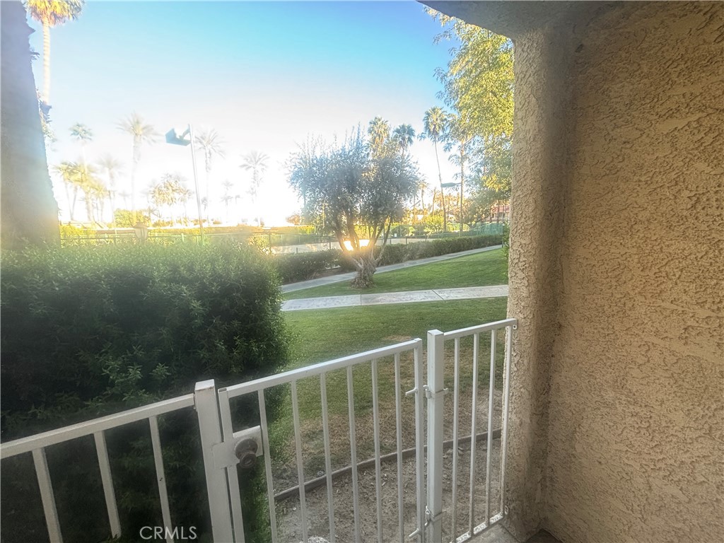 2700 Lawrence Crossley Road, Unit 84 Palm Springs, CA 92264 - Photo 18 of 27