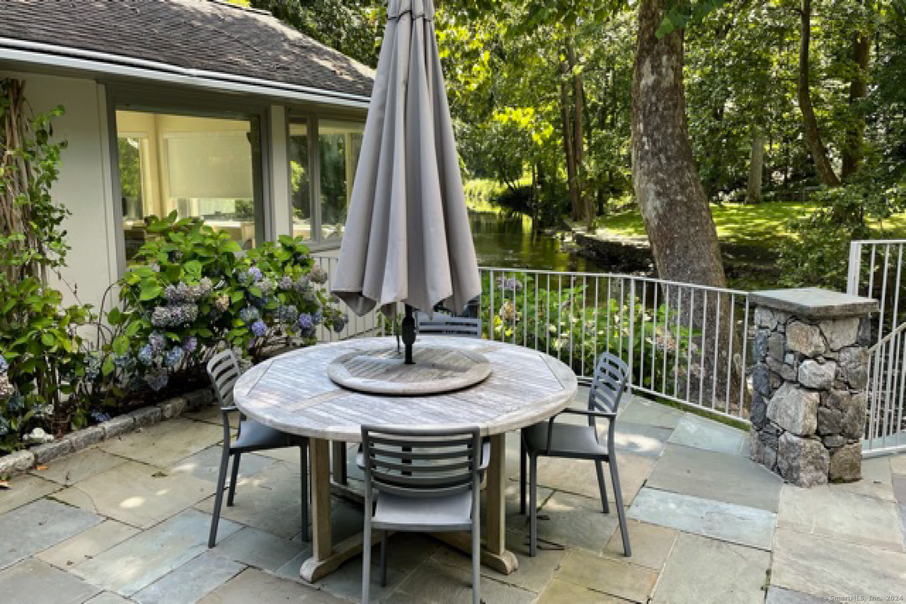 118 Lyons Plain Road Weston, CT 06883 - Photo 7 of 17