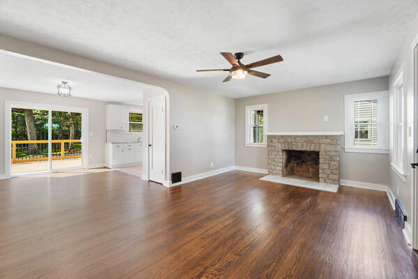 3085 Springfield Jamestown Road Springfield, OH 45506 - Photo 6 of 32