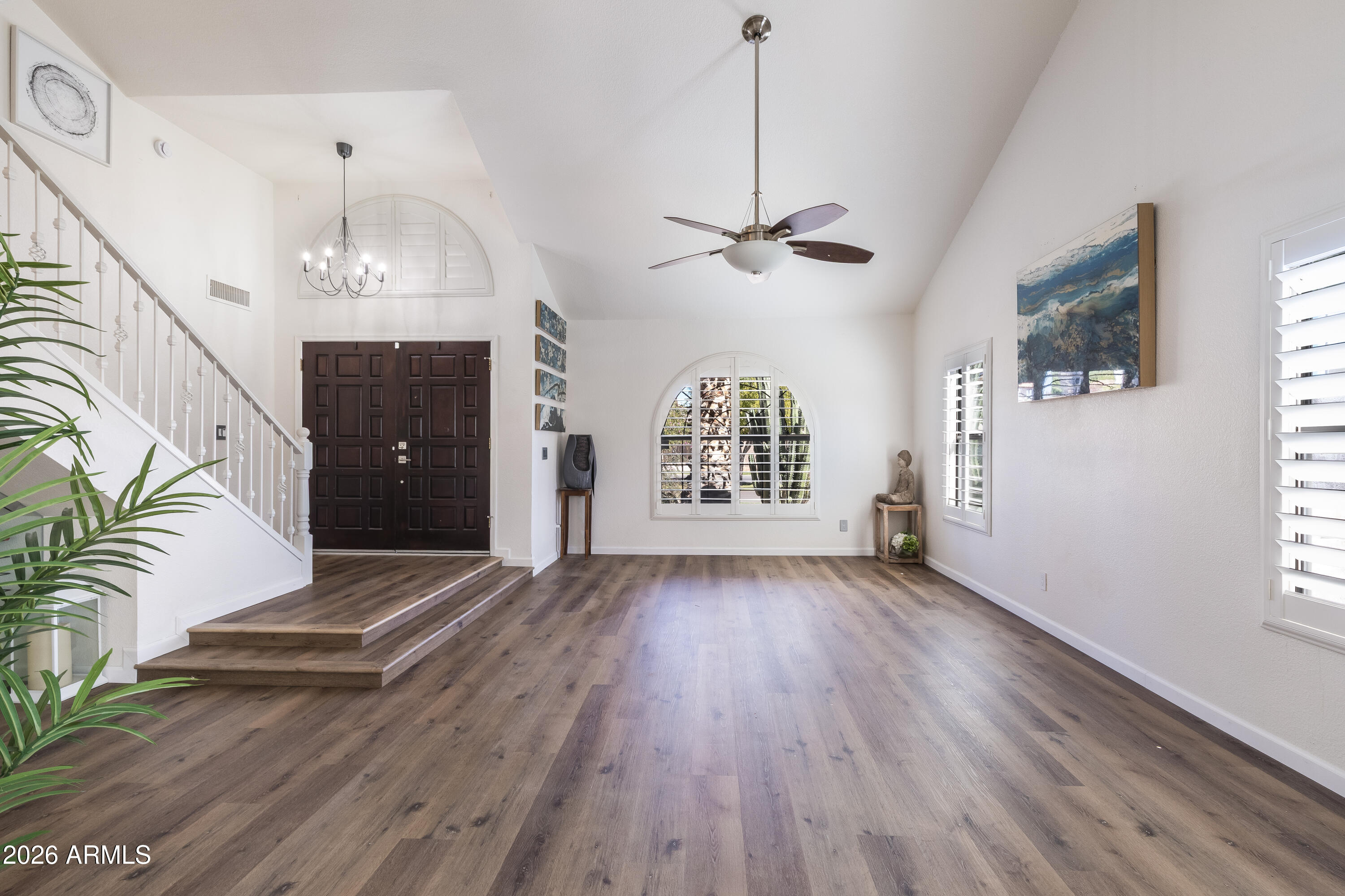 7383 West Utopia Road Glendale, AZ 85308 - Photo 10 of 23 Entryway