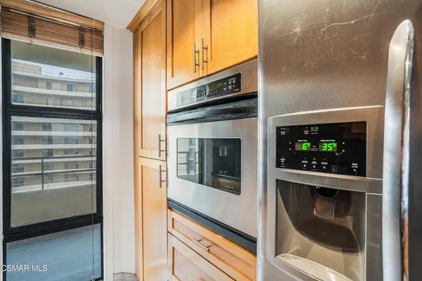 $5,000 | 4316 Marina City Drive, Unit 927C, Marina del Rey, CA 90292