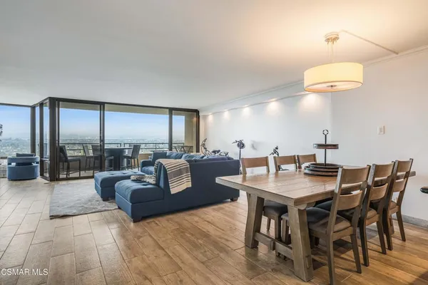 $5,000 | 4316 Marina City Drive, Unit 927C, Marina del Rey, CA 90292