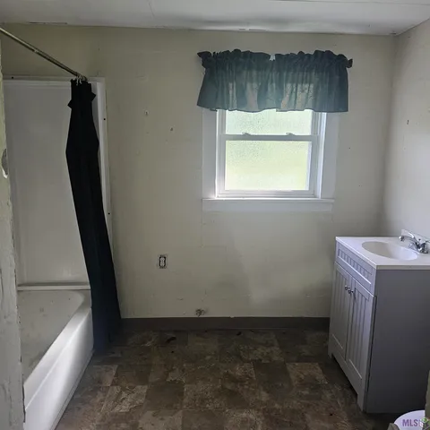 $199,000 | 47422 St Amant Lane, St. Amant, LA 70774