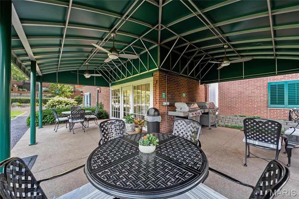 710 South Hanley Road, Unit 17C Clayton, MO 63105 - Photo 56 of 64