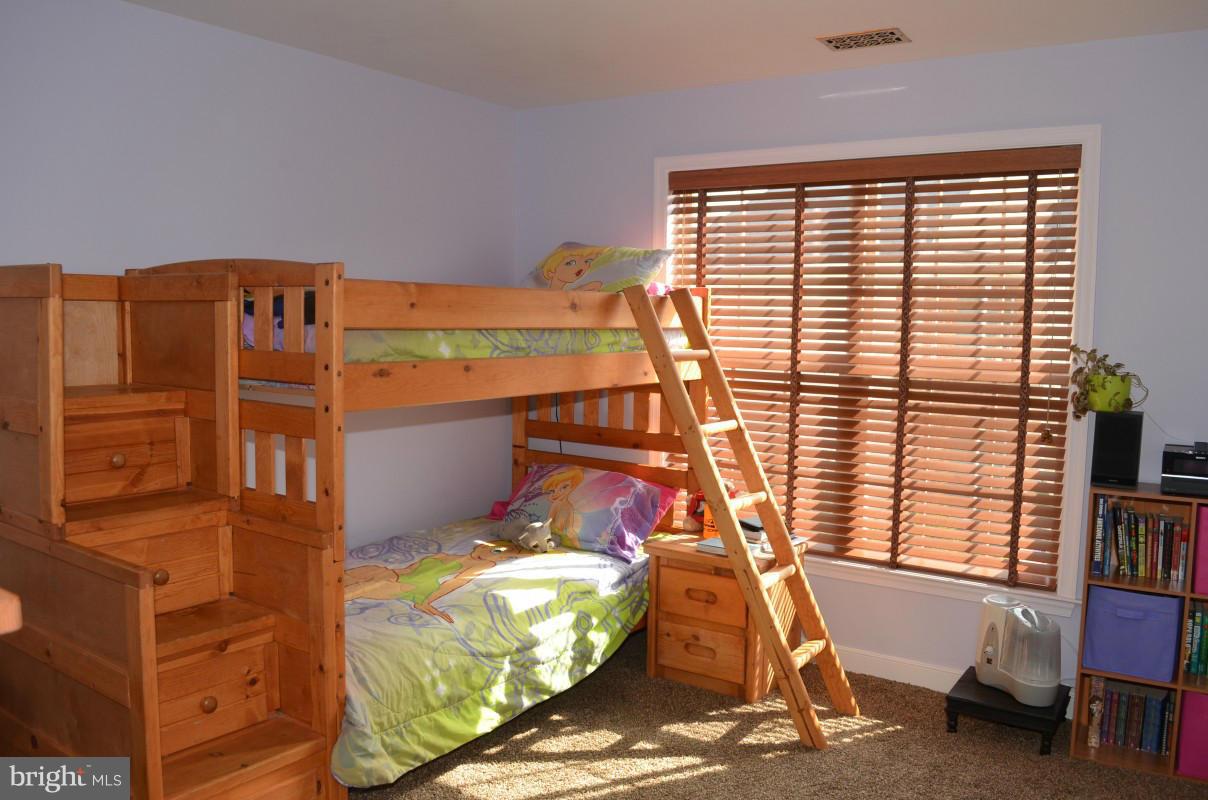 8071 High Castle Road Ellicott City, MD 21043 - Photo 15 of 30 Bedroom