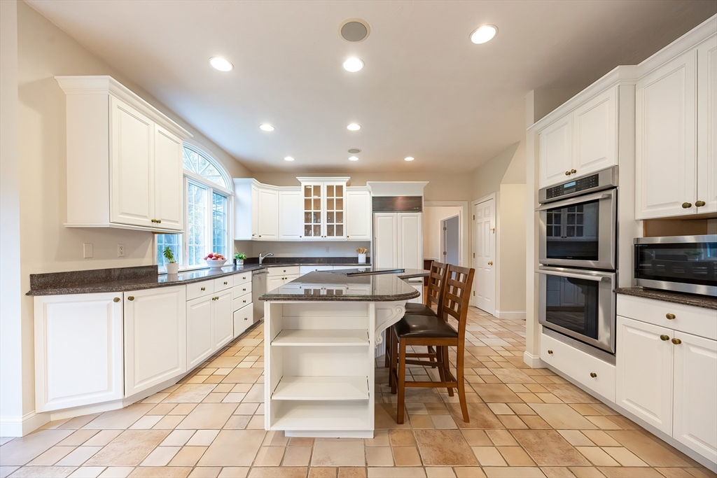 14 Country Club Way Norton, MA 02766 - Photo 10 of 42