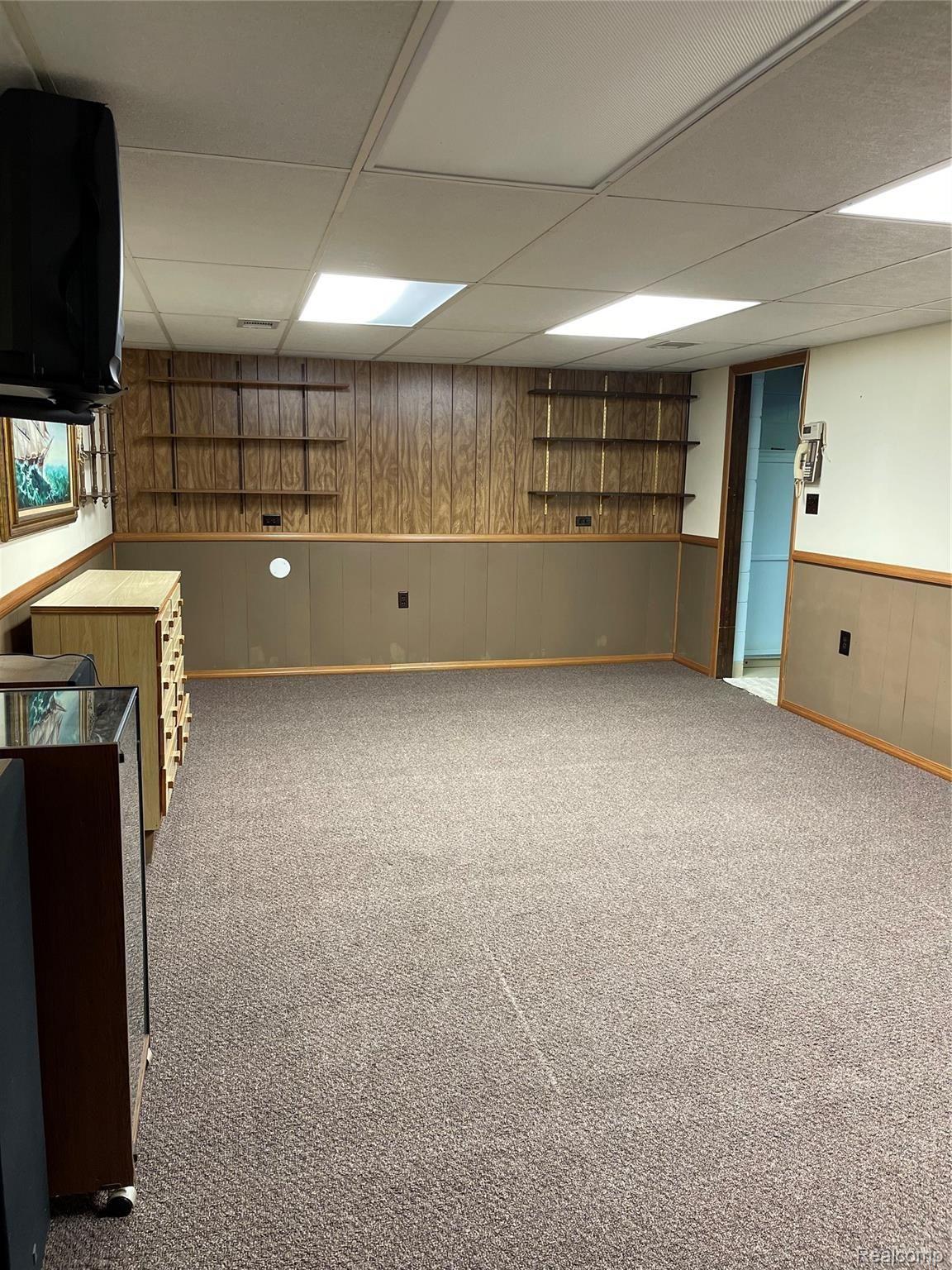 3370 Hammerberg Road Flint, MI 48507 - Photo 16 of 25 40A84C94-10B6-4514-B53B-D05ED4DDDCCF.jpeg