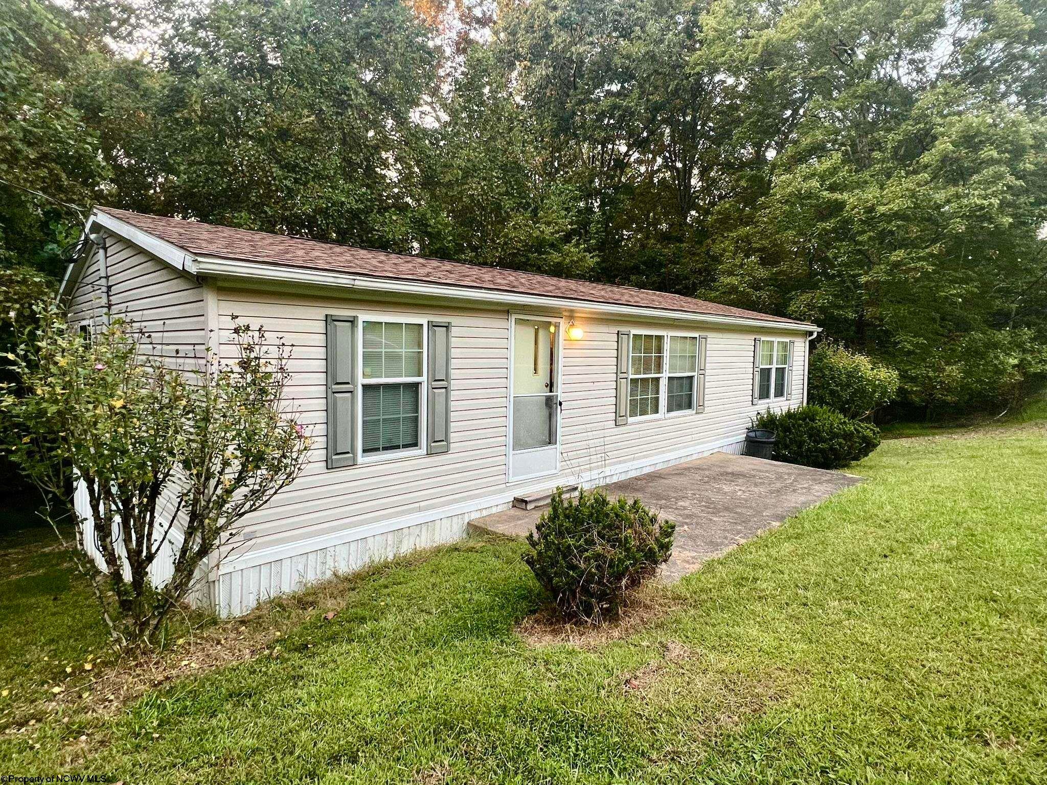 80 Powell Road Fairmont, WV 26554 - Photo 5 of 23 Gallery Image 5