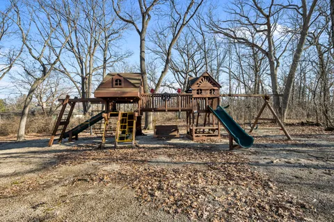 $1,245,000 | 431 Maplewood Drive, Barrington, IL 60010