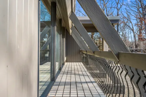 $1,245,000 | 431 Maplewood Drive, Barrington, IL 60010