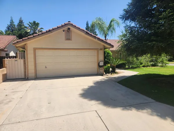 $450,000 | 6502 North Delbert Avenue, Fresno, CA 93722