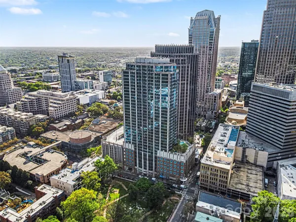 $325,000 | 210 North Church Street, Unit 1411, Charlotte, NC 28202
