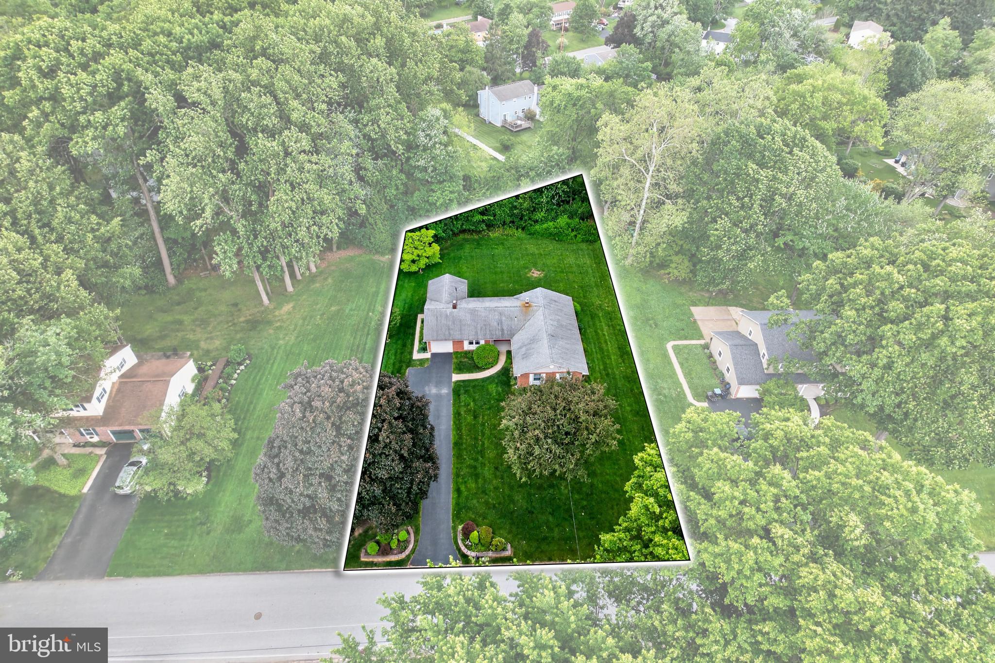 115 Morris Road Exton, PA 19341 - Photo 6 of 39
