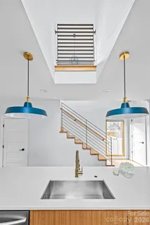 $700,000 | 2553 Elkwood Circle, Charlotte, NC 28205