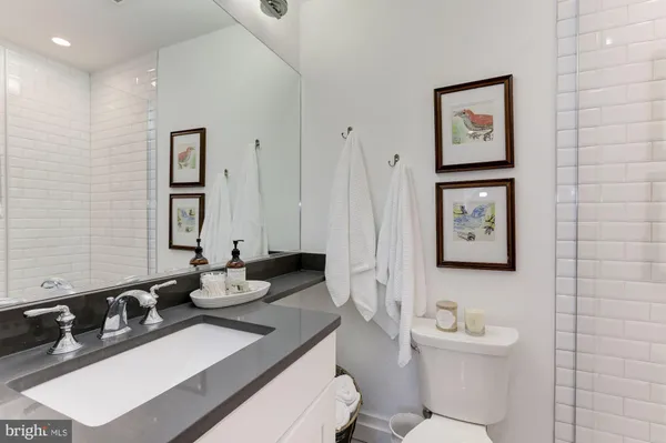 $880,000 | 2303 Ontario Road Northwest, Unit 7, Washington, DC 20009