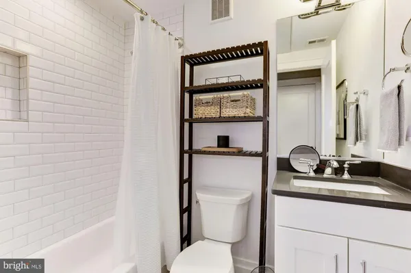 $880,000 | 2303 Ontario Road Northwest, Unit 7, Washington, DC 20009