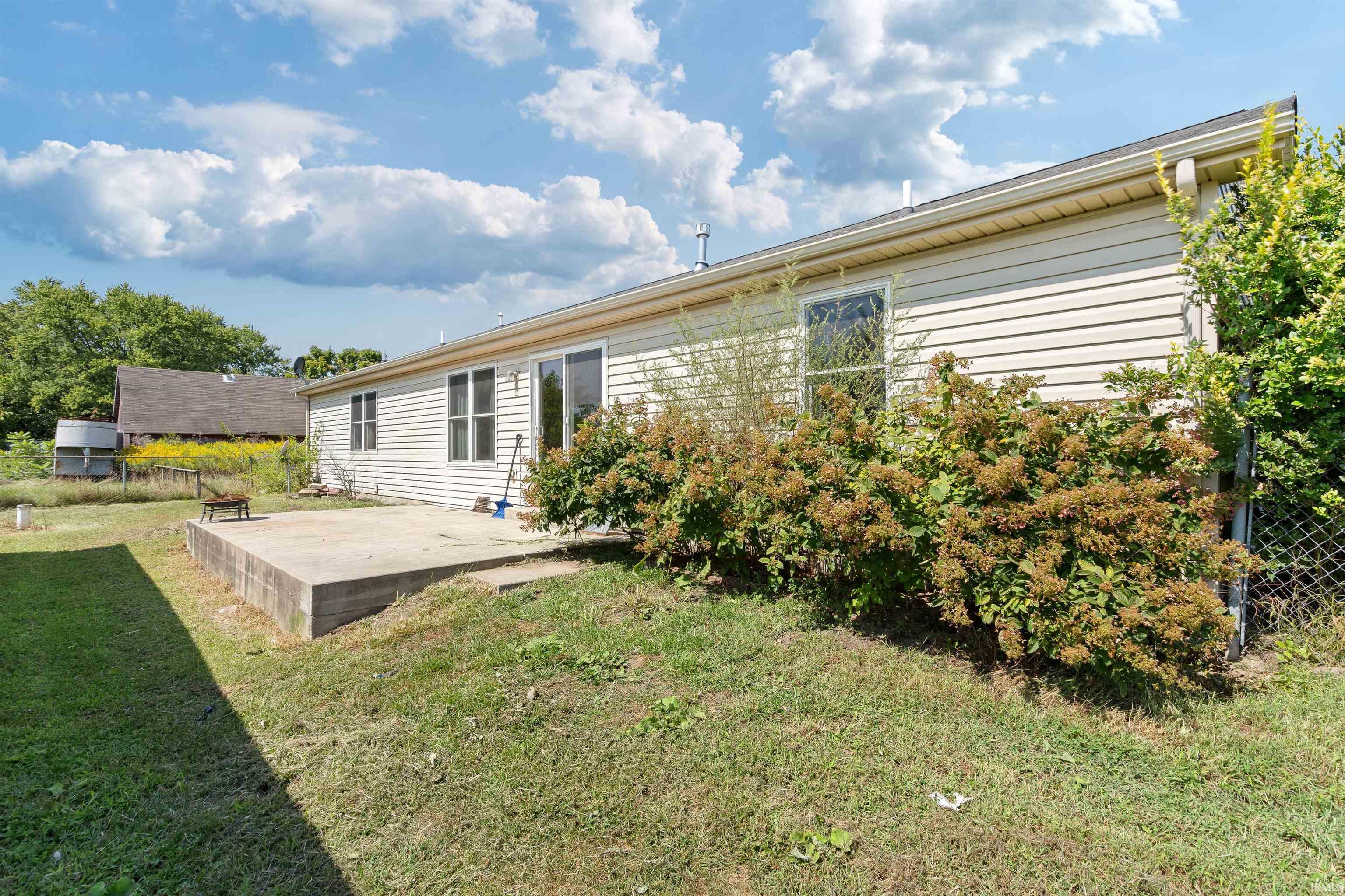 6990 East St Road Monticello, IN 47960 - Photo 21 of 27 Gallery Image 21