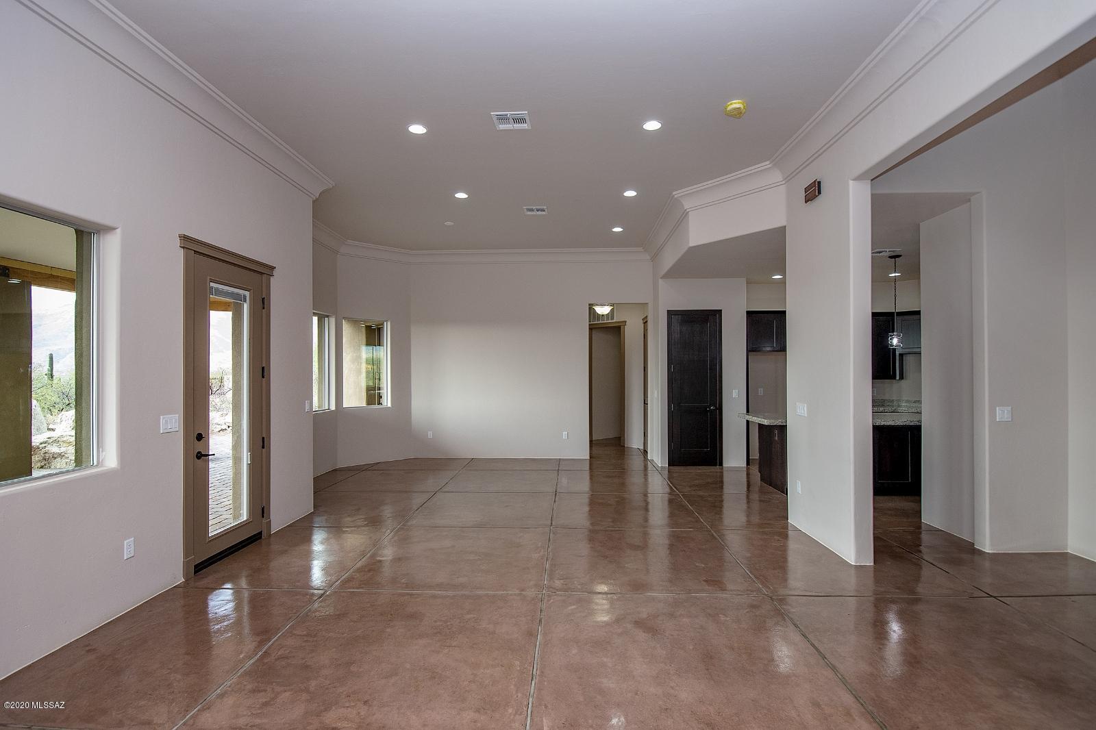 4041 Larkspur Road Tucson, AZ 85749 - Photo 10 of 33