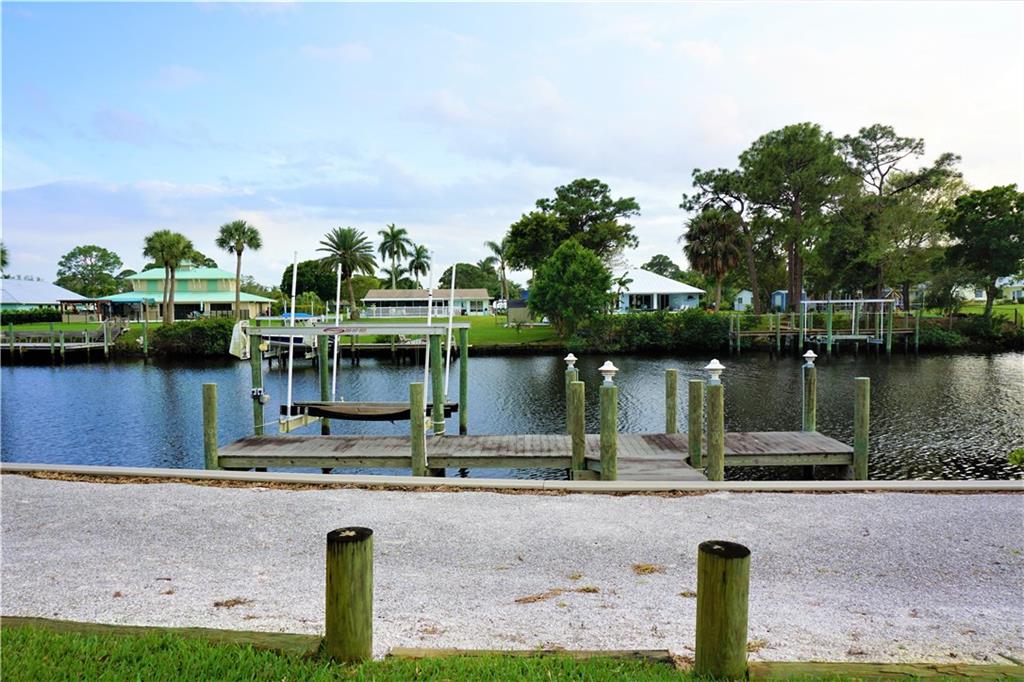 1124 Northwest Spruce Ridge Drive Stuart, FL 34994 - Photo 33 of 42 Gallery Image 33