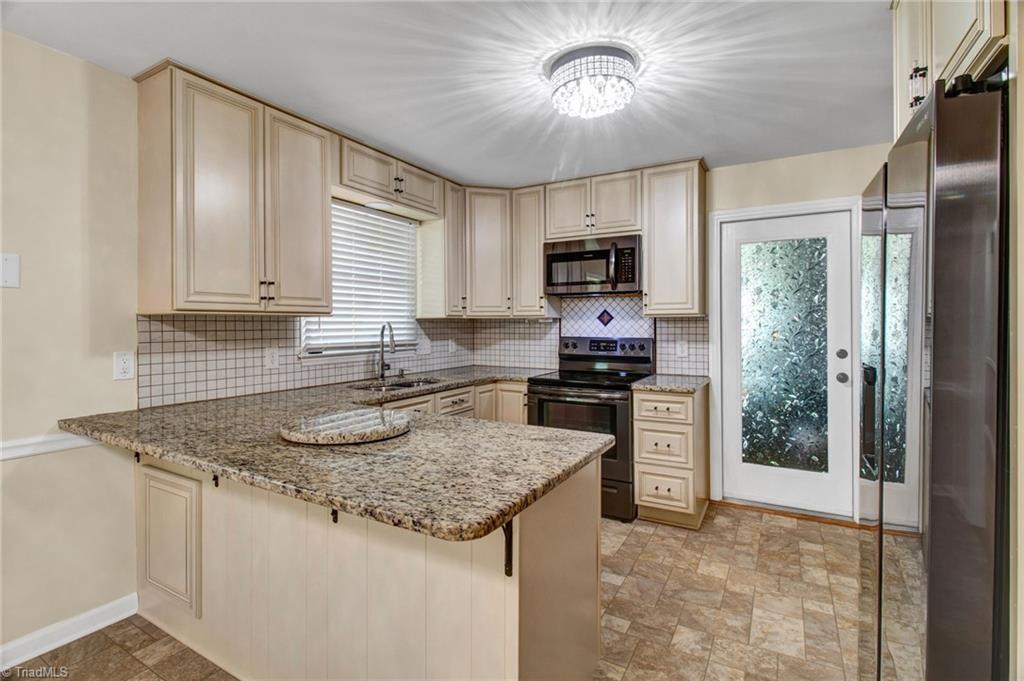 4134 Sawmill Road Winston-Salem, NC 27107 - Photo 11 of 31 Gallery Image 11