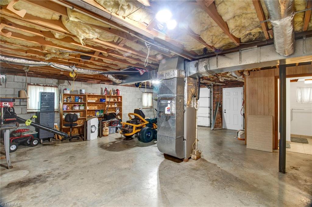 4134 Sawmill Road Winston-Salem, NC 27107 - Photo 25 of 31 Gallery Image 25
