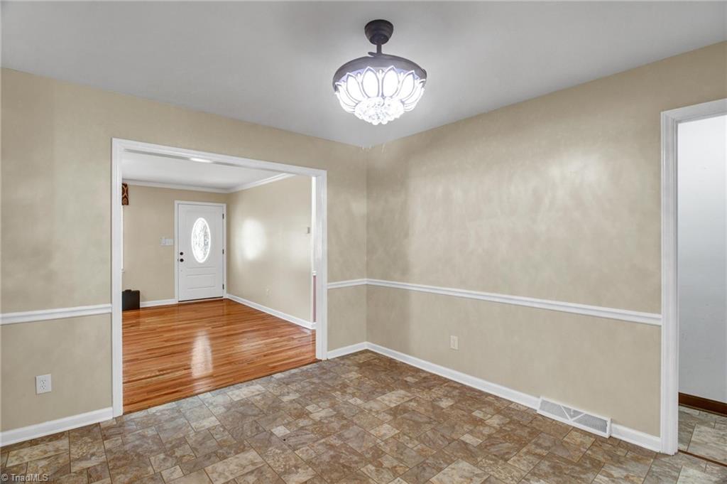 4134 Sawmill Road Winston-Salem, NC 27107 - Photo 9 of 31 Gallery Image 9