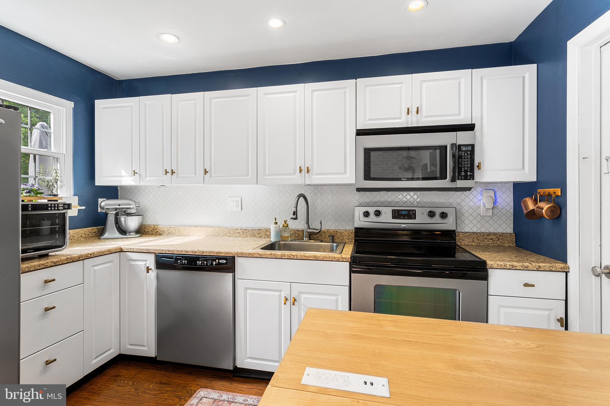 105 Rutledge Court North Wales, PA 19454 - Photo 13 of 37