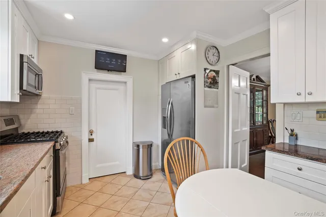 $7,200 | 30 Summit Street, Eastchester, NY 10709