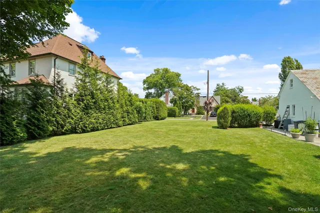 $7,200 | 30 Summit Street, Eastchester, NY 10709