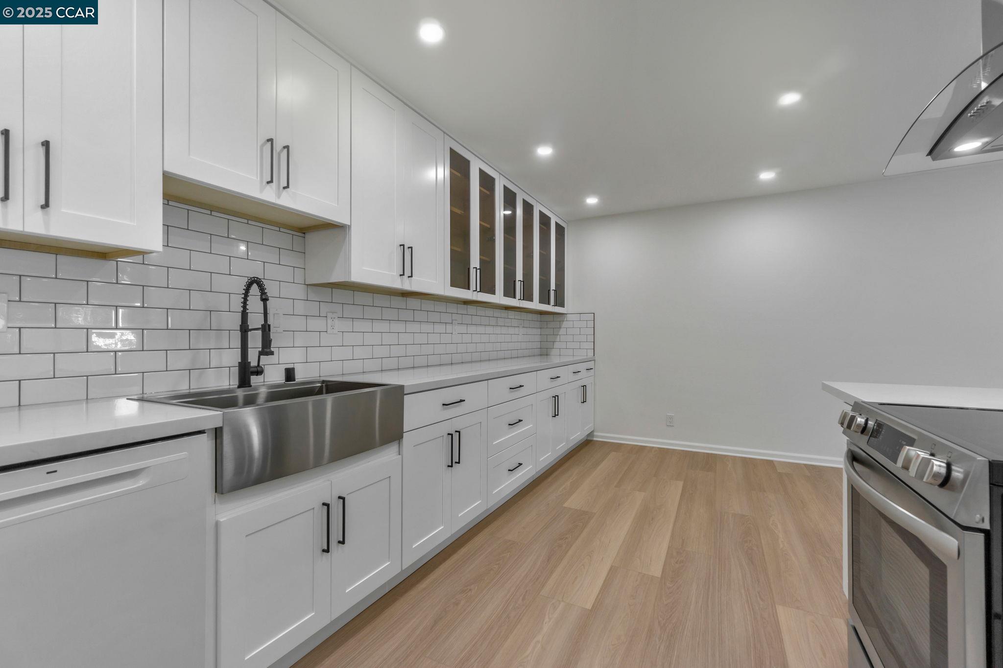 1305 Boulevard Way, Unit 314 Walnut Creek, CA 94595 - Photo 1 of 30