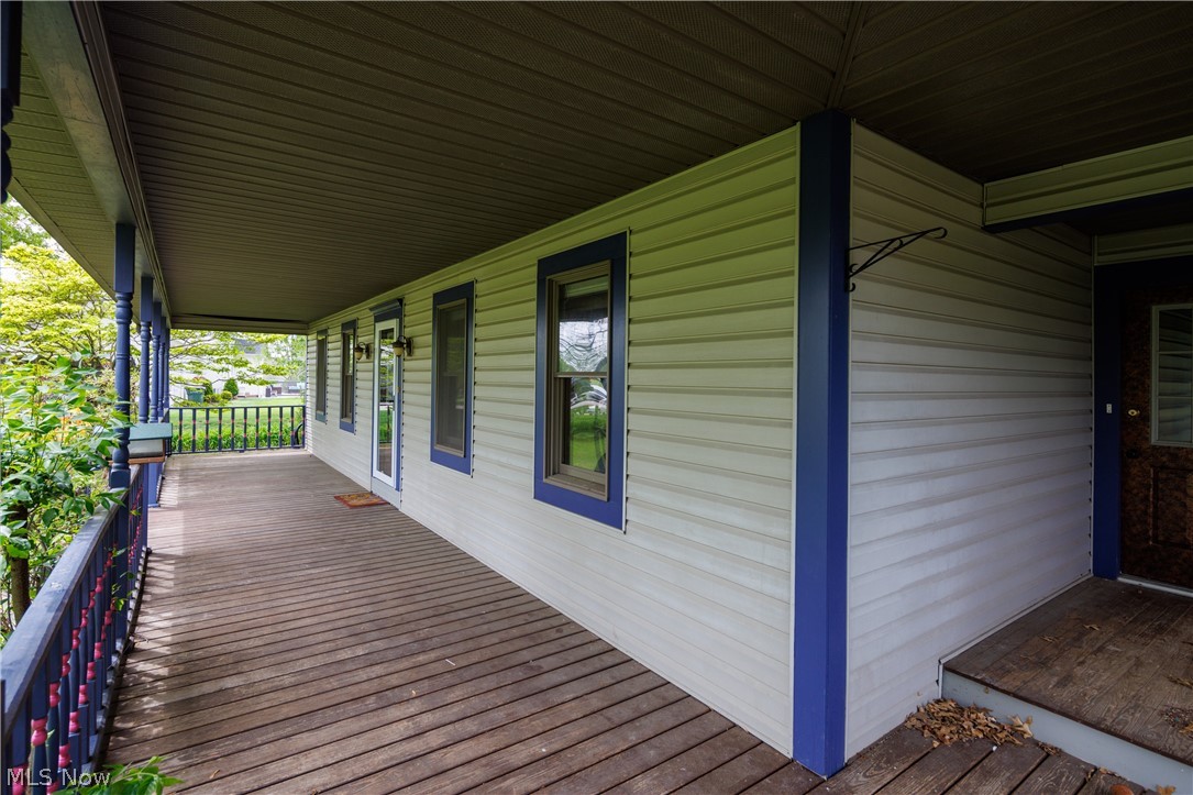 4684 Dobbins Road Youngstown, OH 44514 - Photo 4 of 29 Gallery Image 4