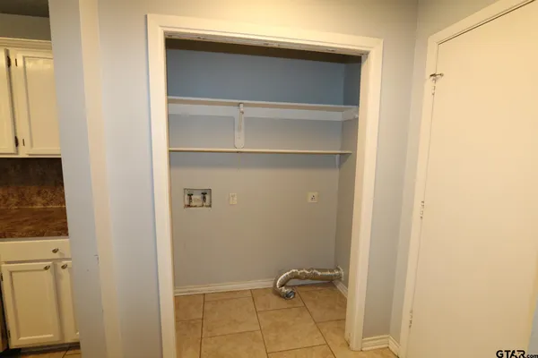 $1,400 | 963 Creekside Drive, Tyler, TX 75703