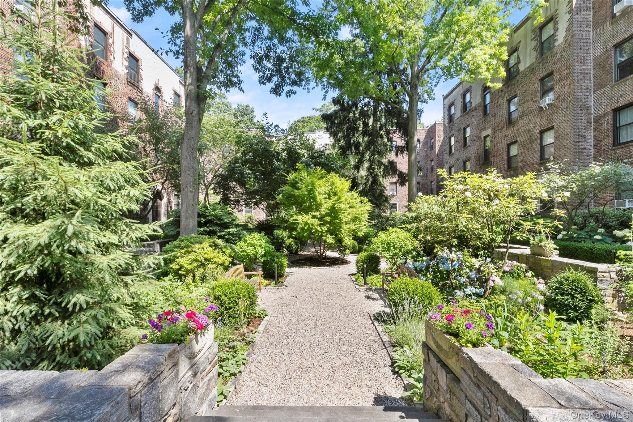 64 Sagamore Road, Unit G6 Bronxville, NY 10708 - Photo 2 of 19