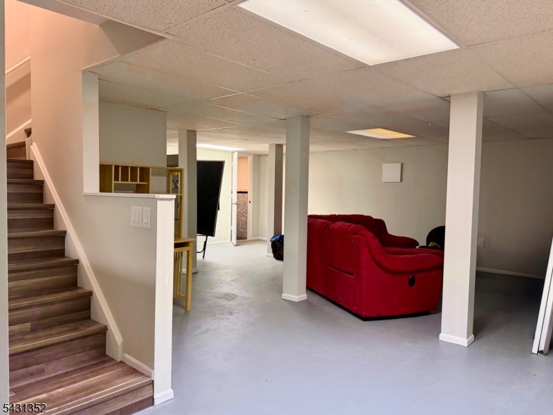 37 Highmount Avenue Warren, NJ 07059 - Photo 13 of 13