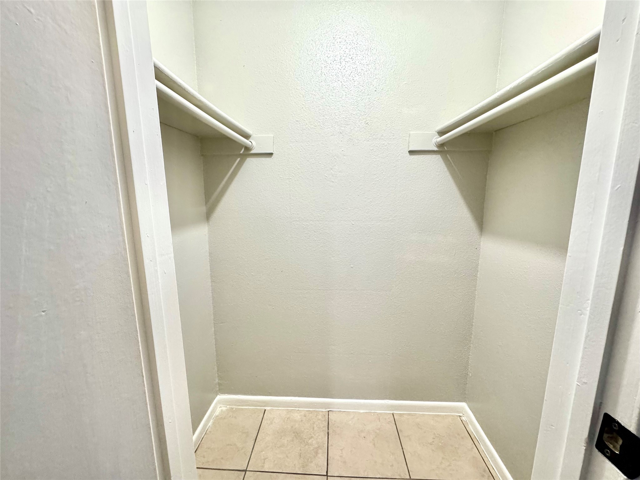 9090 South Braeswood Boulevard, Unit 47 Houston, TX 77074 - Photo 8 of 30 a view of door