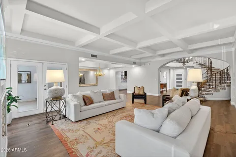 $1,075,000 | 77 East Missouri Avenue, Unit 27, Phoenix, AZ 85012