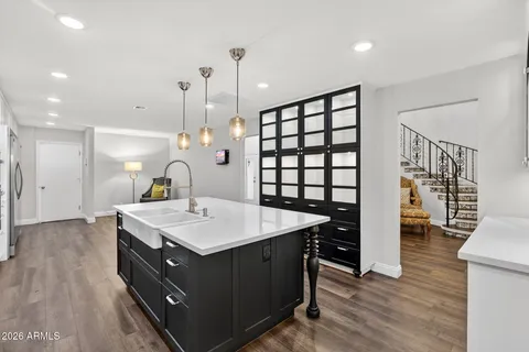 $1,075,000 | 77 East Missouri Avenue, Unit 27, Phoenix, AZ 85012