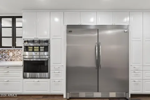 $1,075,000 | 77 East Missouri Avenue, Unit 27, Phoenix, AZ 85012