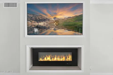 $1,075,000 | 77 East Missouri Avenue, Unit 27, Phoenix, AZ 85012