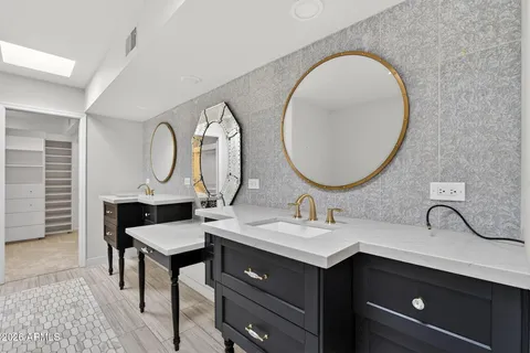 $1,075,000 | 77 East Missouri Avenue, Unit 27, Phoenix, AZ 85012