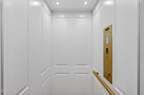 $1,075,000 | 77 East Missouri Avenue, Unit 27, Phoenix, AZ 85012